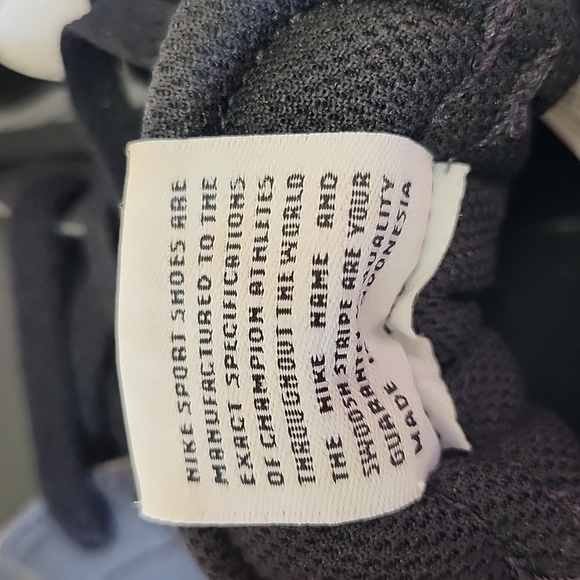 NIKE Court Legacy Black White Classic Tennis Sneakers Light-weight Athleisure - Picture 8 of 9